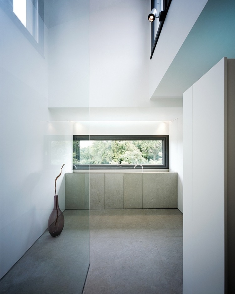 House P by Anna Philipp