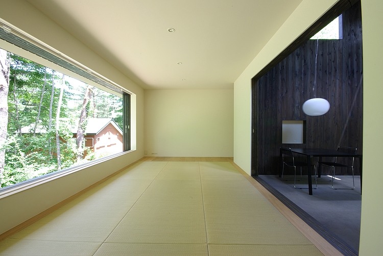 House in Fujizakura by Case Design Studio