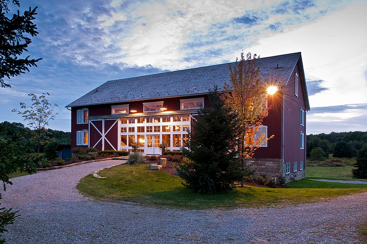 Private Barn in Ohio by Blackburn Architects