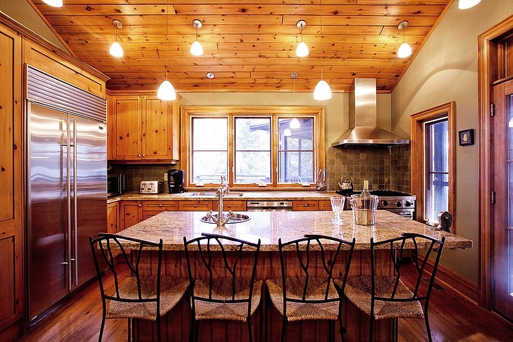 Red Stone Lake House by Collage Designs
