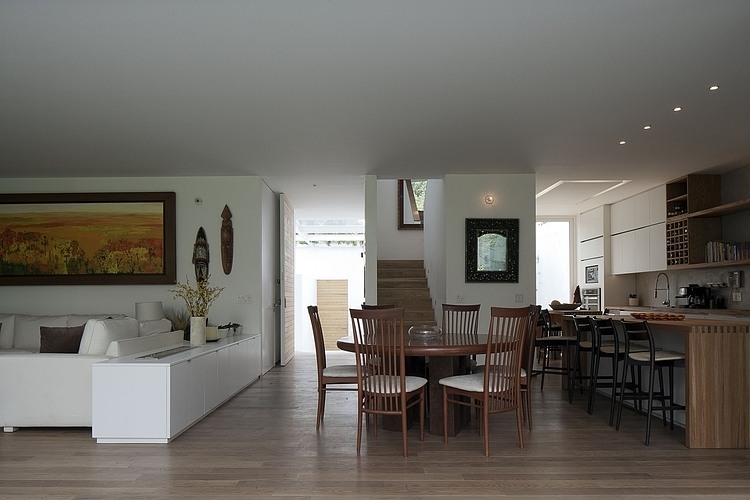 Cerrade de Cortes 87 by DCPP Arquitectos