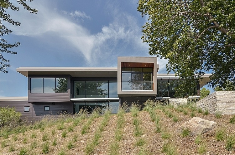 Edgewater Residence by Rosenow