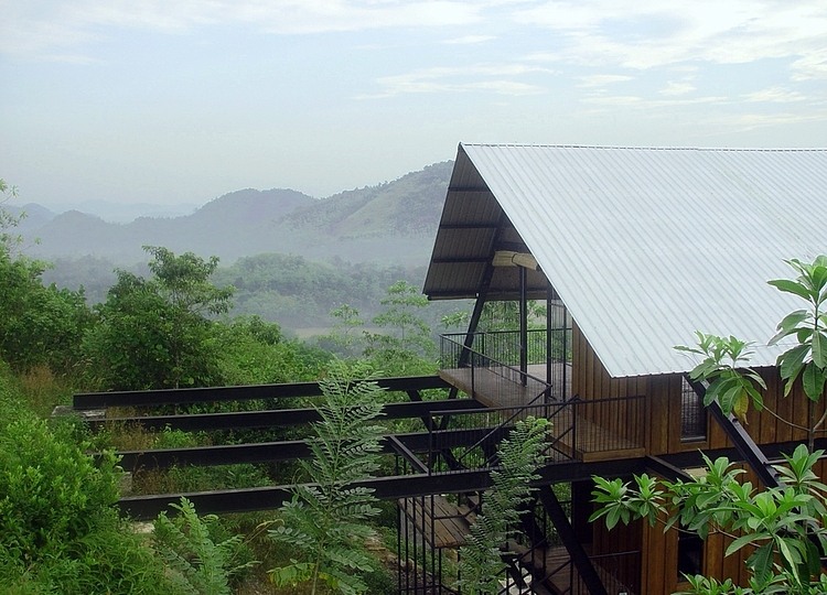 Estate Bungalow at Mathugama by Narein Perera