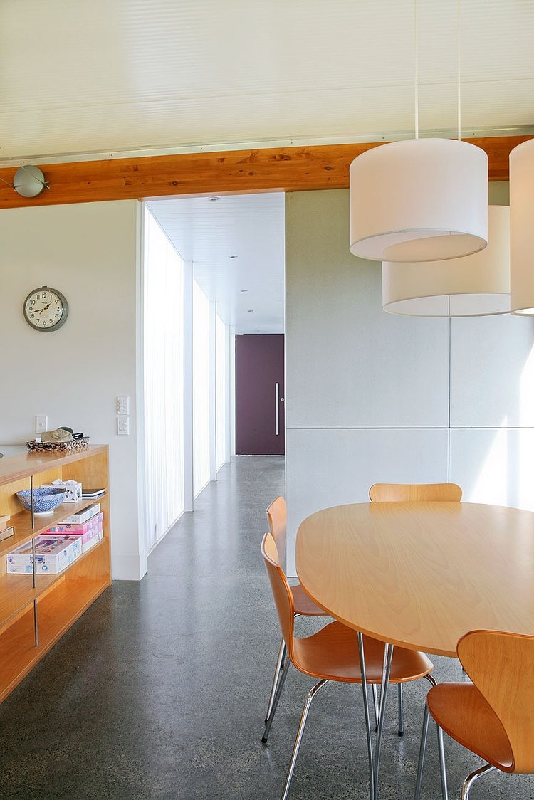 Coopers Beach House by Dorrington Architects & Associates