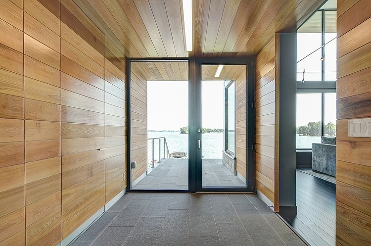 Edgewater Residence by Rosenow