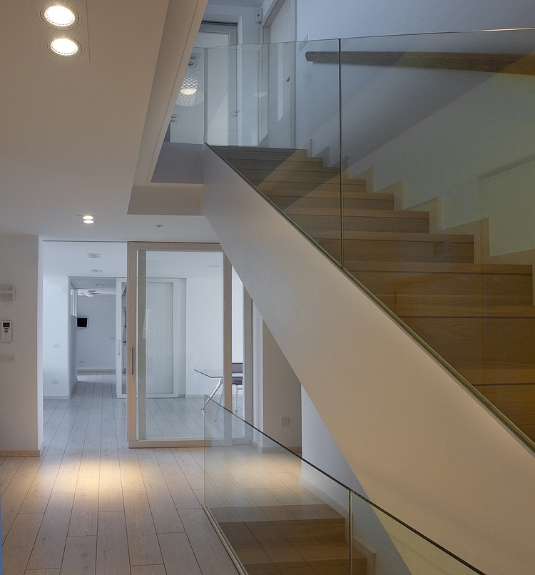 Vitoria-Gasteiz Home by Patxi Cortazar Arquitecto