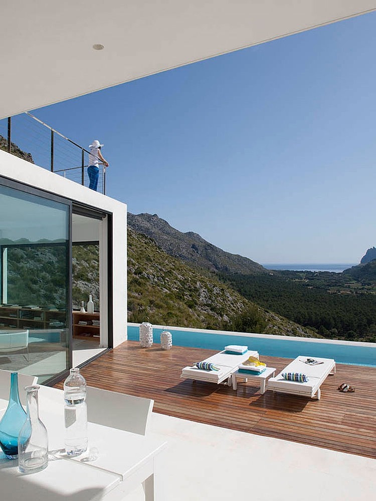 Casa 115 by Miquel Àngel Lacomba