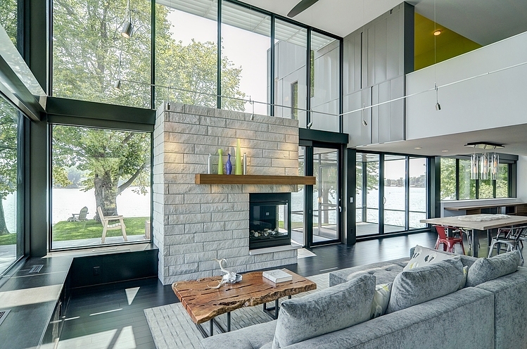 Edgewater Residence by Rosenow