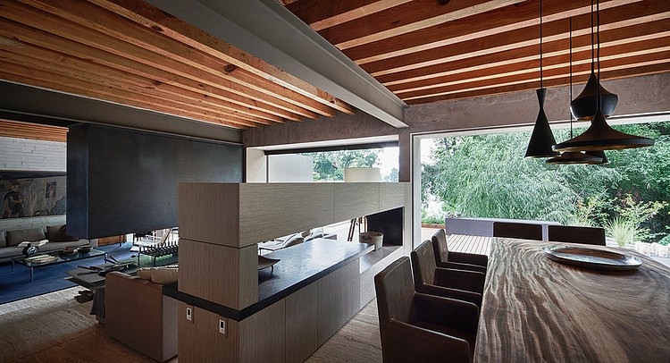 House by the Lake by CHK Arquitectura