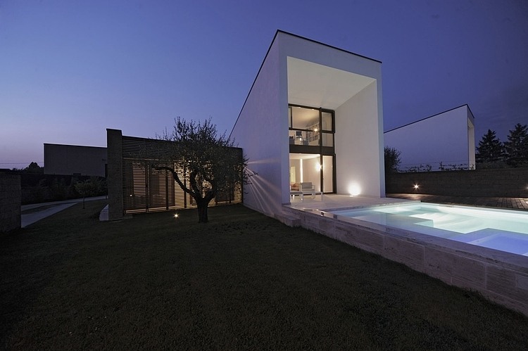 Civita Castellana Home by Romano Adolini Architetto