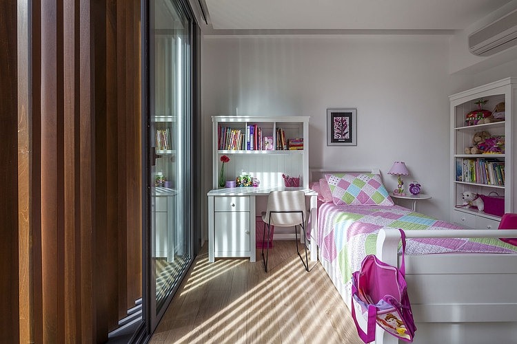 Sunny Side House by Wallflower Architecture + Design