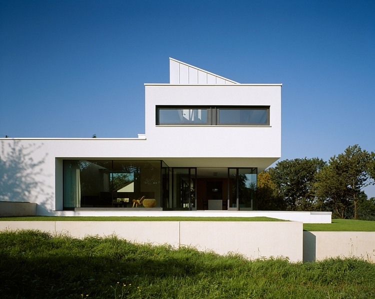 House P by Anna Philipp
