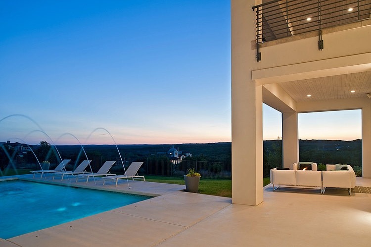 Residence in Spanish Oaks by Cornerstone Architects