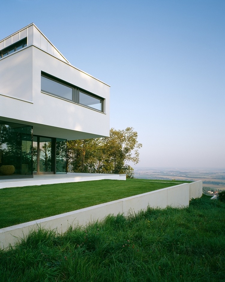 House P by Anna Philipp