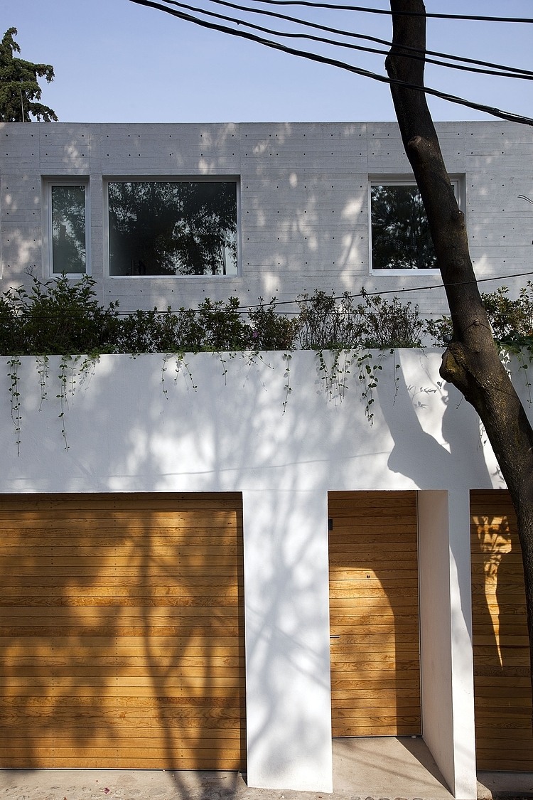 Cerrade de Cortes 87 by DCPP Arquitectos
