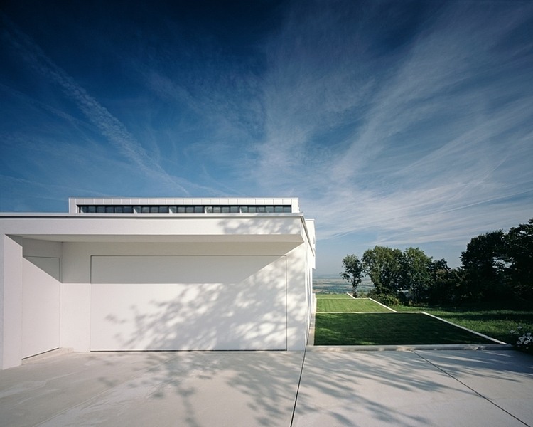 House P by Anna Philipp