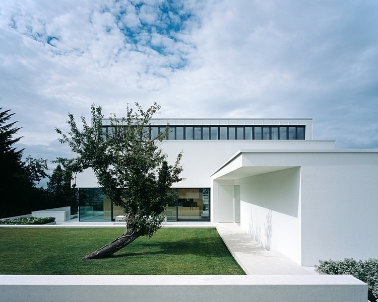 House P by Anna Philipp