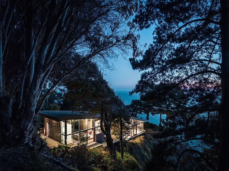 Fall House by Fougeron Architecture