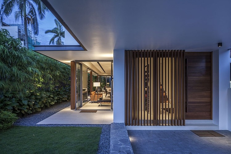 Sunny Side House by Wallflower Architecture + Design