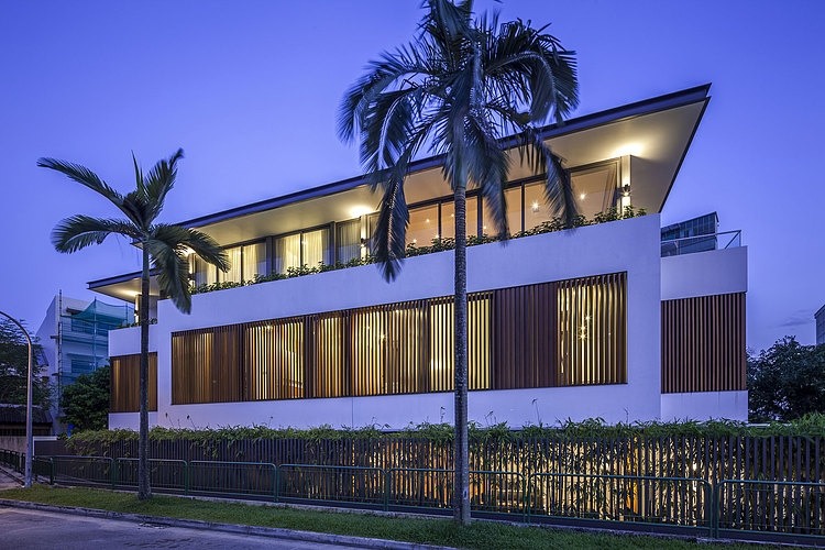 Sunny Side House by Wallflower Architecture + Design