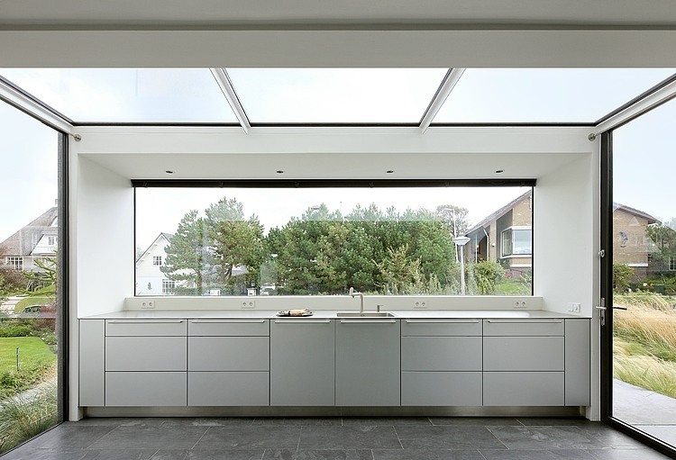 House N by Maxwan Architects + Urbanists