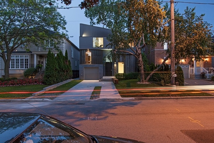 Tetris House by rzlbd