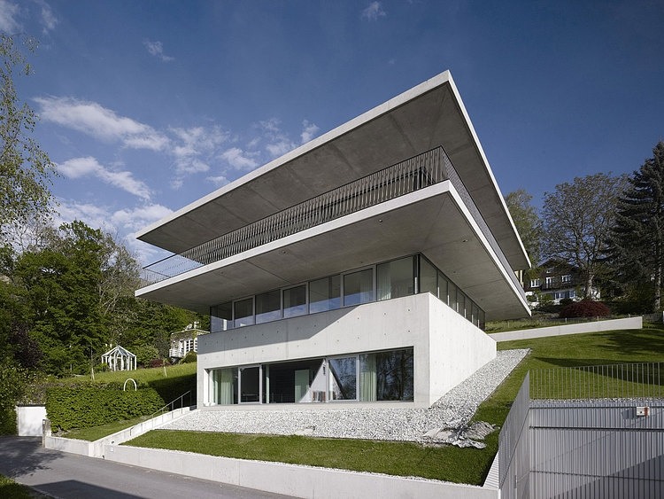 Lake House by Marte.Marte Architekten