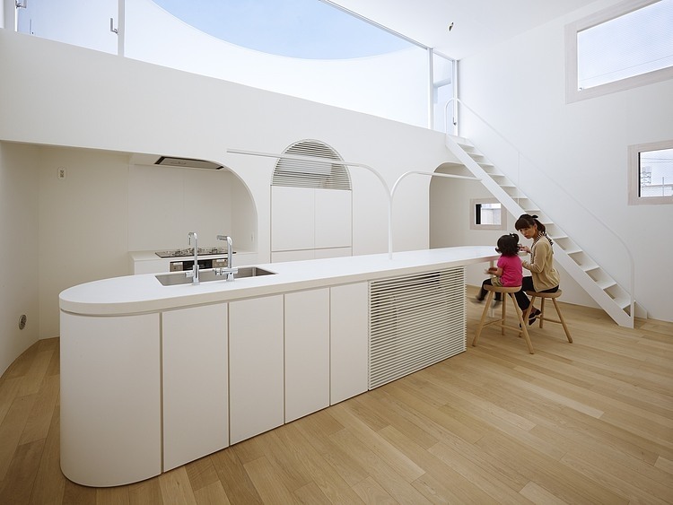 Light Stage House by Future Studio