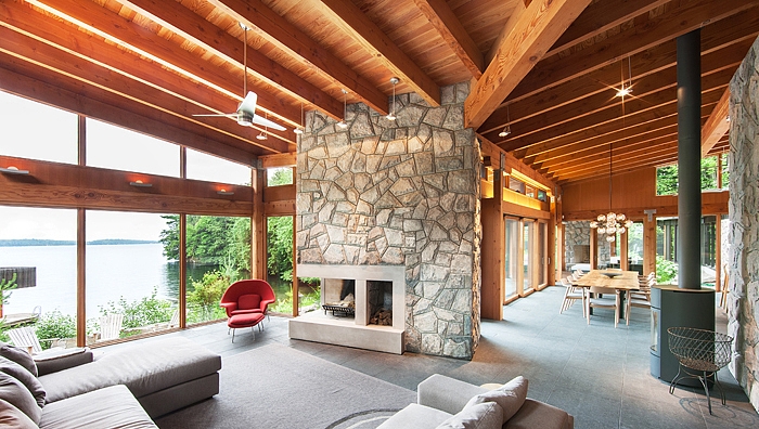 Muskoka Cottage by Christopher Simmonds