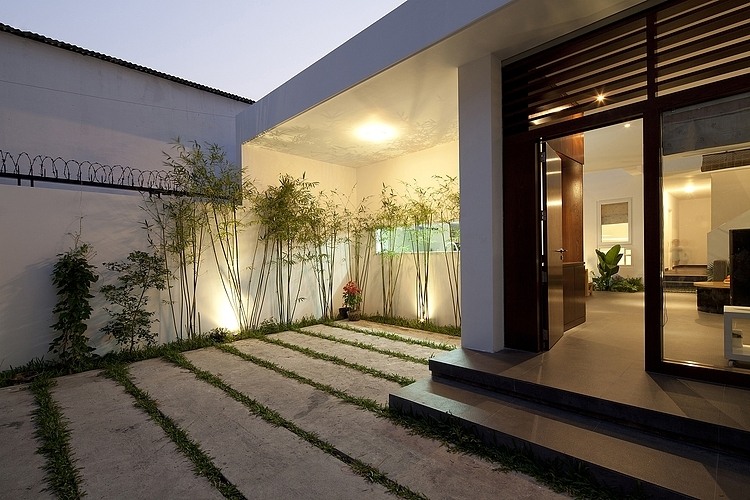 Go Vap House by MM++ Architects