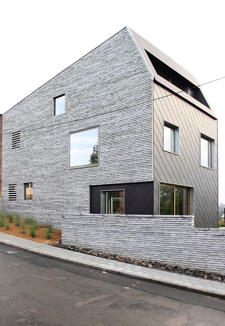 Wall House by AND'ROL Architecture