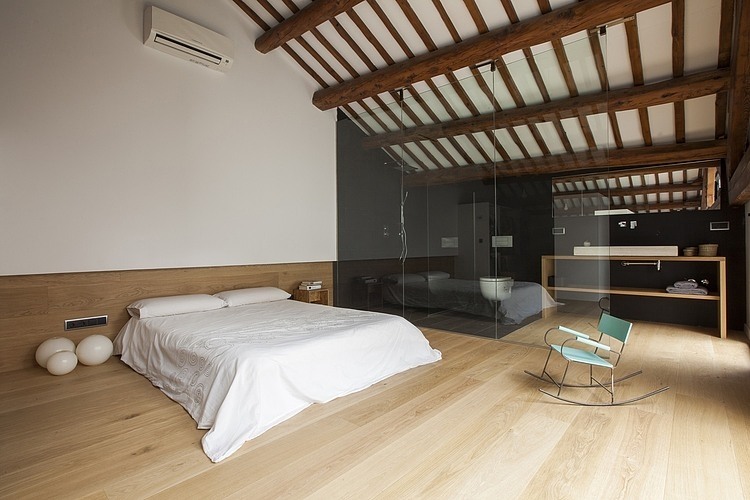 Casa Ov by Costa Calsamiglia Arquitecte