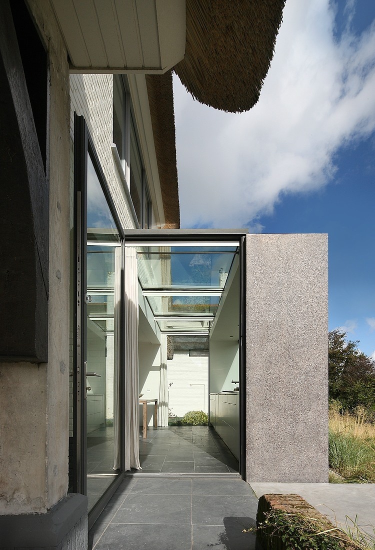 House N by Maxwan Architects + Urbanists