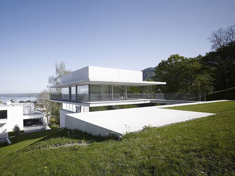 Lake House by Marte.Marte Architekten
