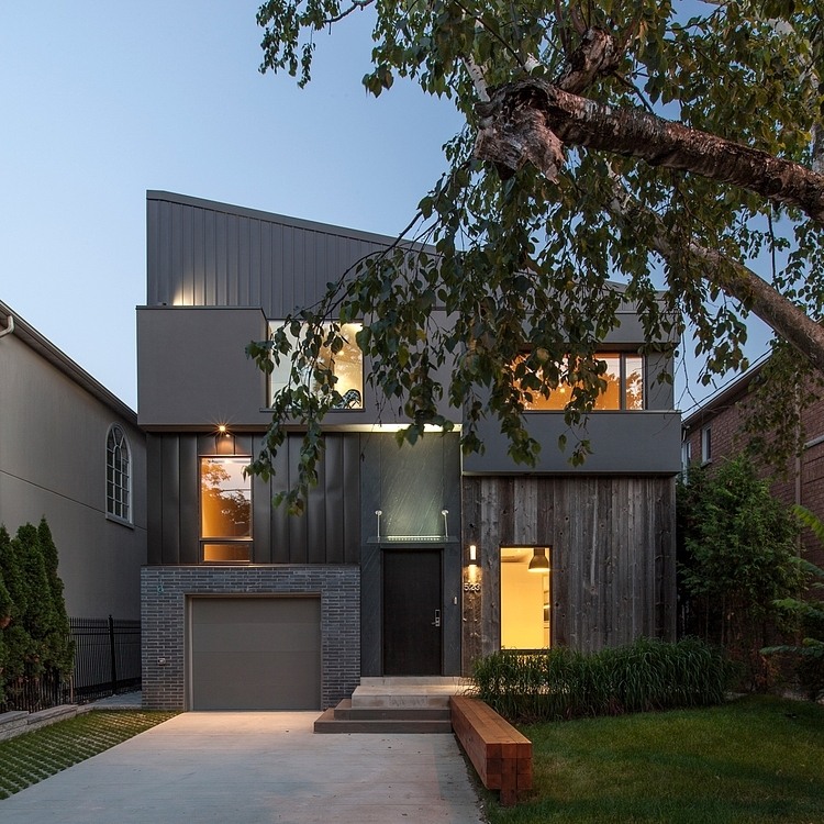 Tetris House by rzlbd