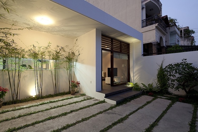 Go Vap House by MM++ Architects