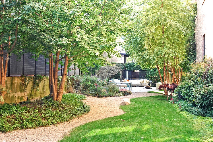 Modern Single Family Home in Chicago