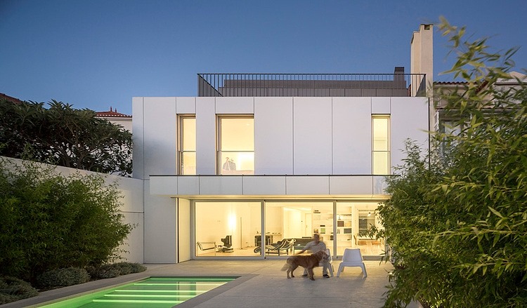 Parede 11 by Humberto Conde Arquitectos