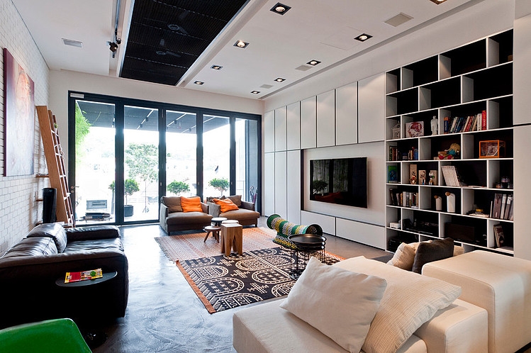 Terrace House in Singapore by Architology