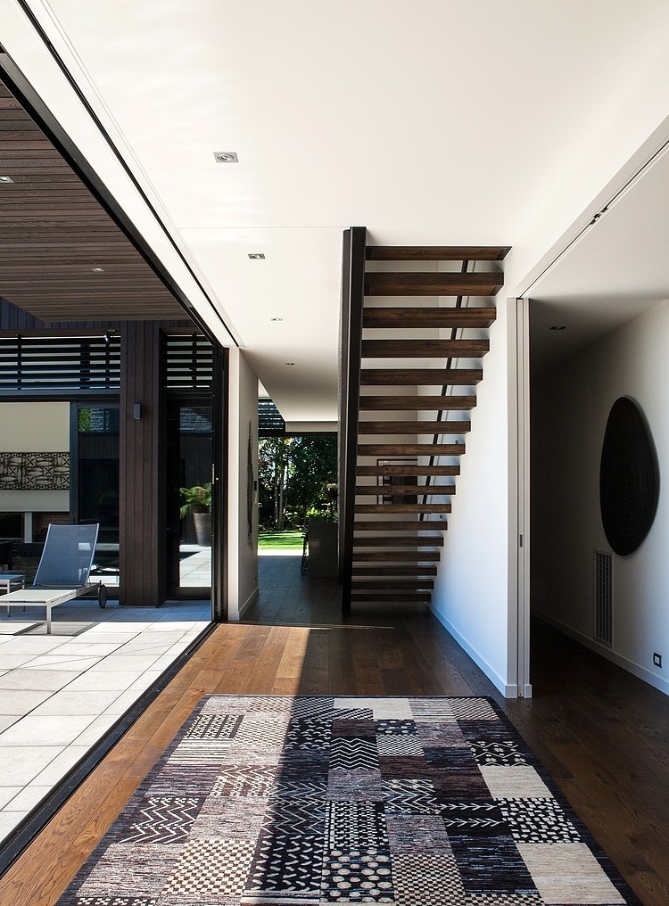 Godden Cres by Dorrington Architects & Associates
