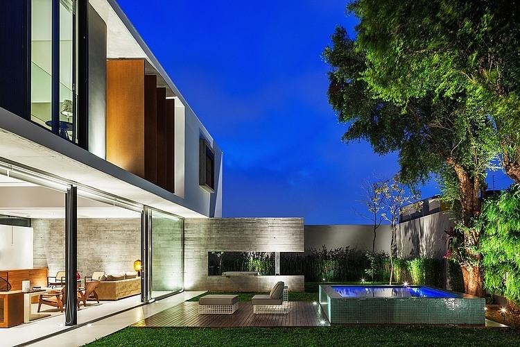 Planalto House by Fc Studio