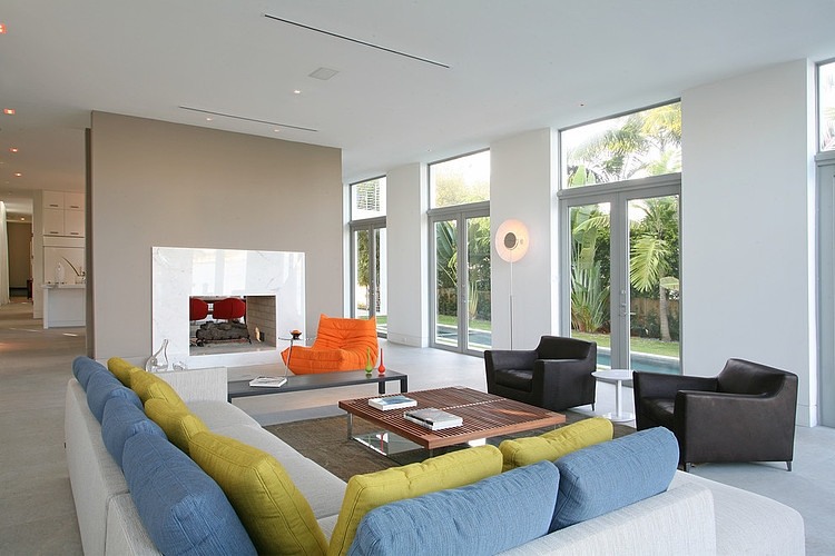 Rivo Alto Residence by Shulman + Associates