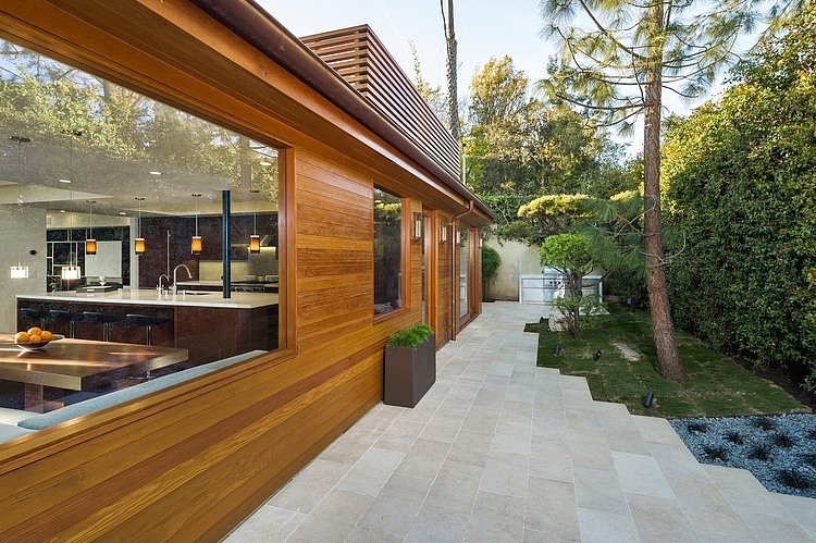 Westgate Residence by Kurt Krueger Architect