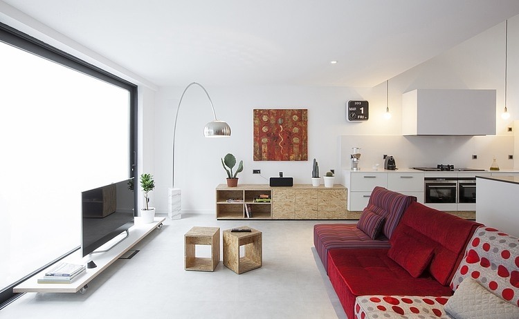 Casa Ov by Costa Calsamiglia Arquitecte