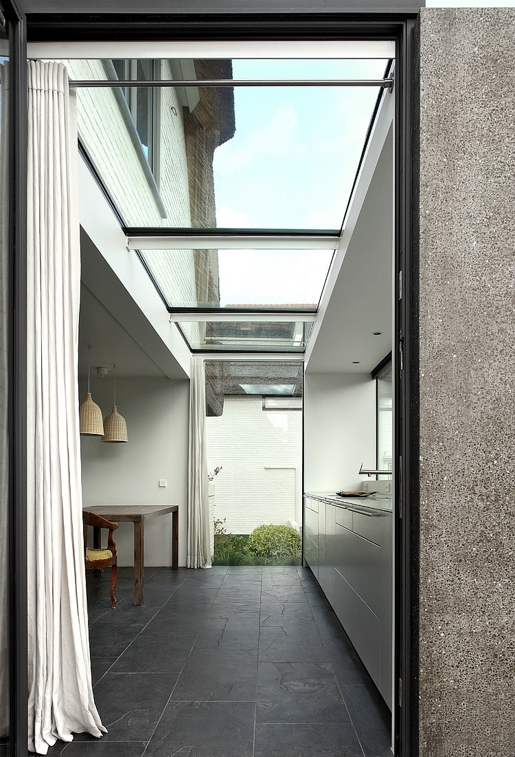 House N by Maxwan Architects + Urbanists