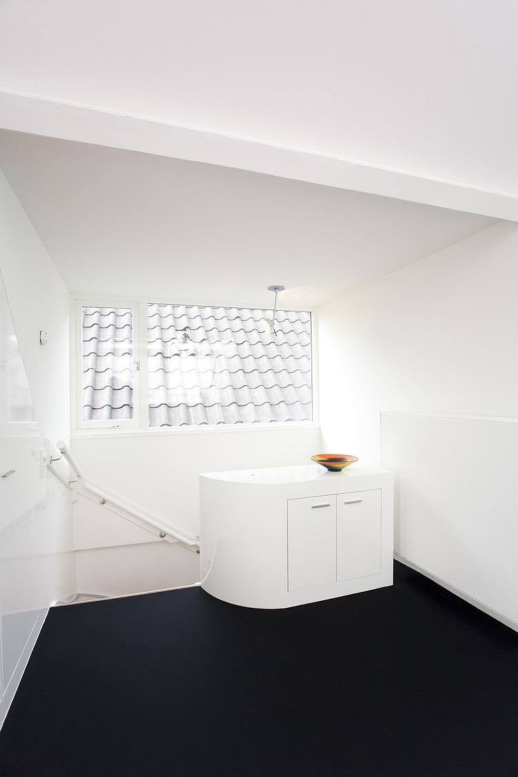 Maff Apartment by Queeste Architecten