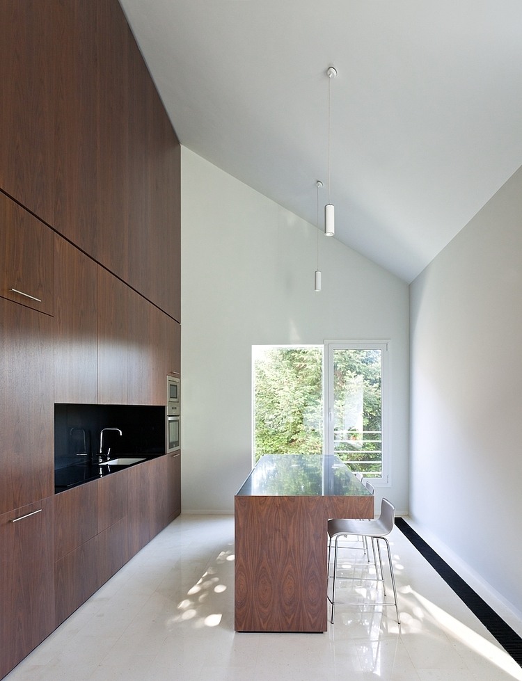 Vallvidrera House by YLAB Arquitectos