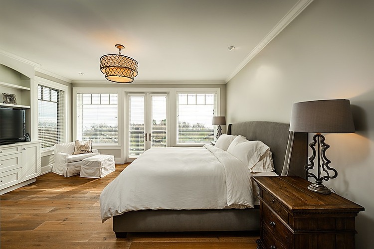 Beach Residence by Joshua Lawrence Studios
