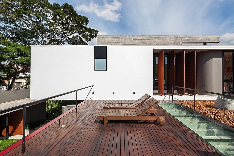 Planalto House by Fc Studio