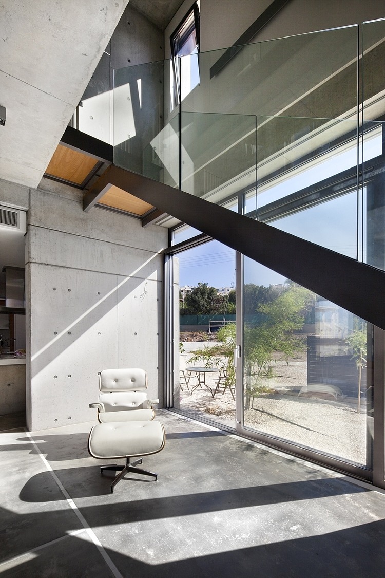 Andri & Yiorgos Residence by Vardastudio Architects